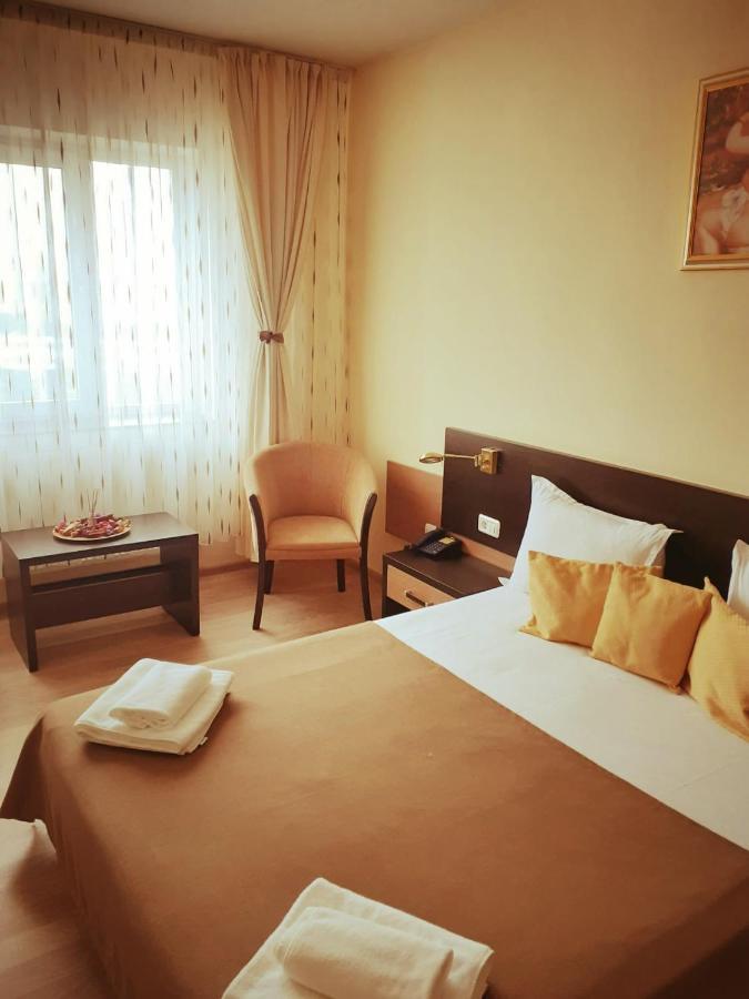 Hotel Nord بلوييست المظهر الخارجي الصورة
