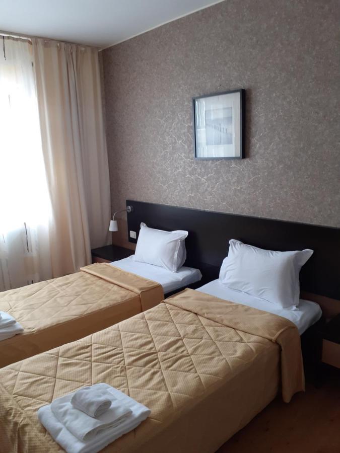 Hotel Nord بلوييست المظهر الخارجي الصورة